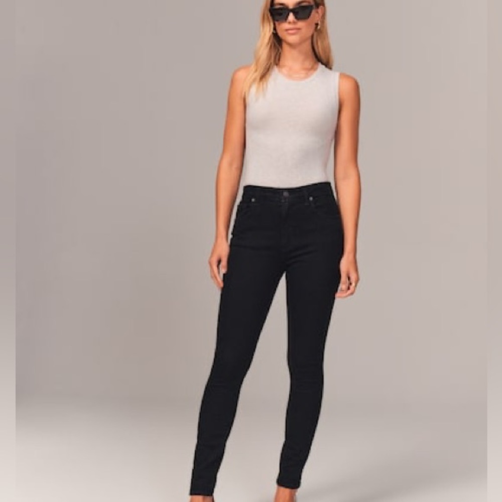 Abercrombie & Fitch SIMONE HIGH RISE SUPER SKINNY size 27/4